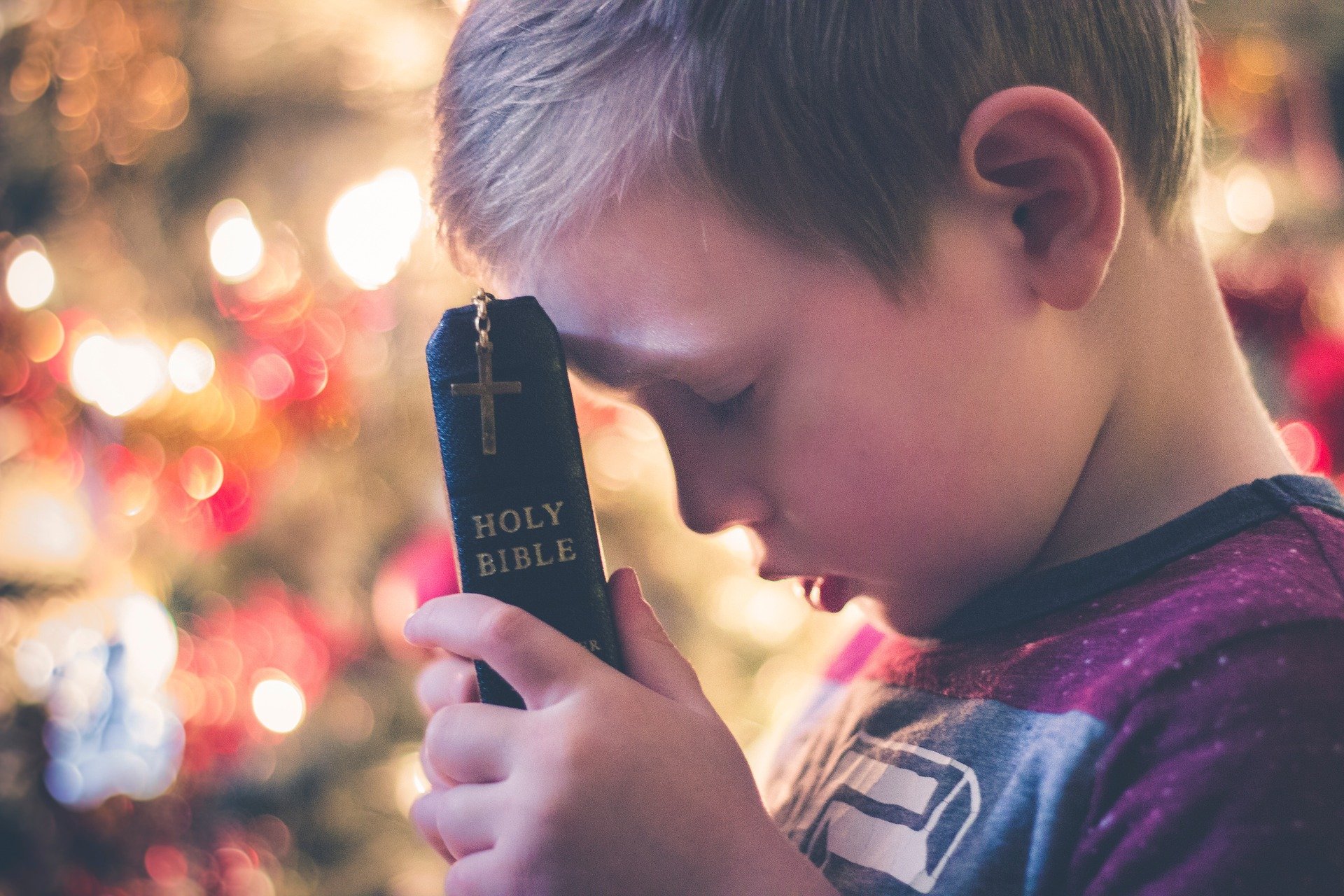 How to Teach Your Child About Prayer