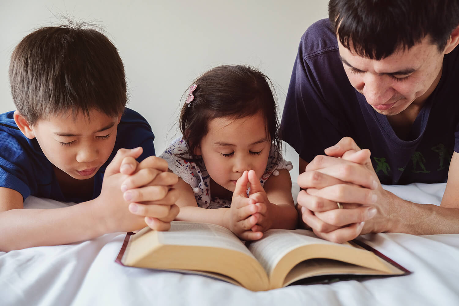 Teaching Kids to Honor God’s Word